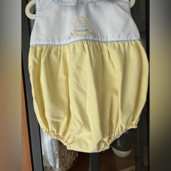 The Proper Peony Edward bubble easter egg baby boy collar embroidered romper - Picture 4 of 6